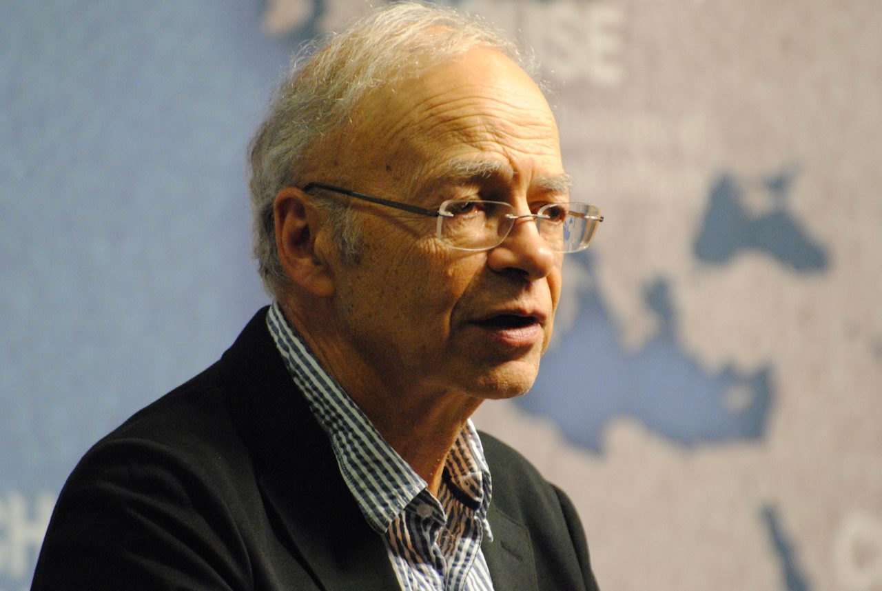 A photograph of the philosopher Peter Singer at a Chatham House event in June 2016