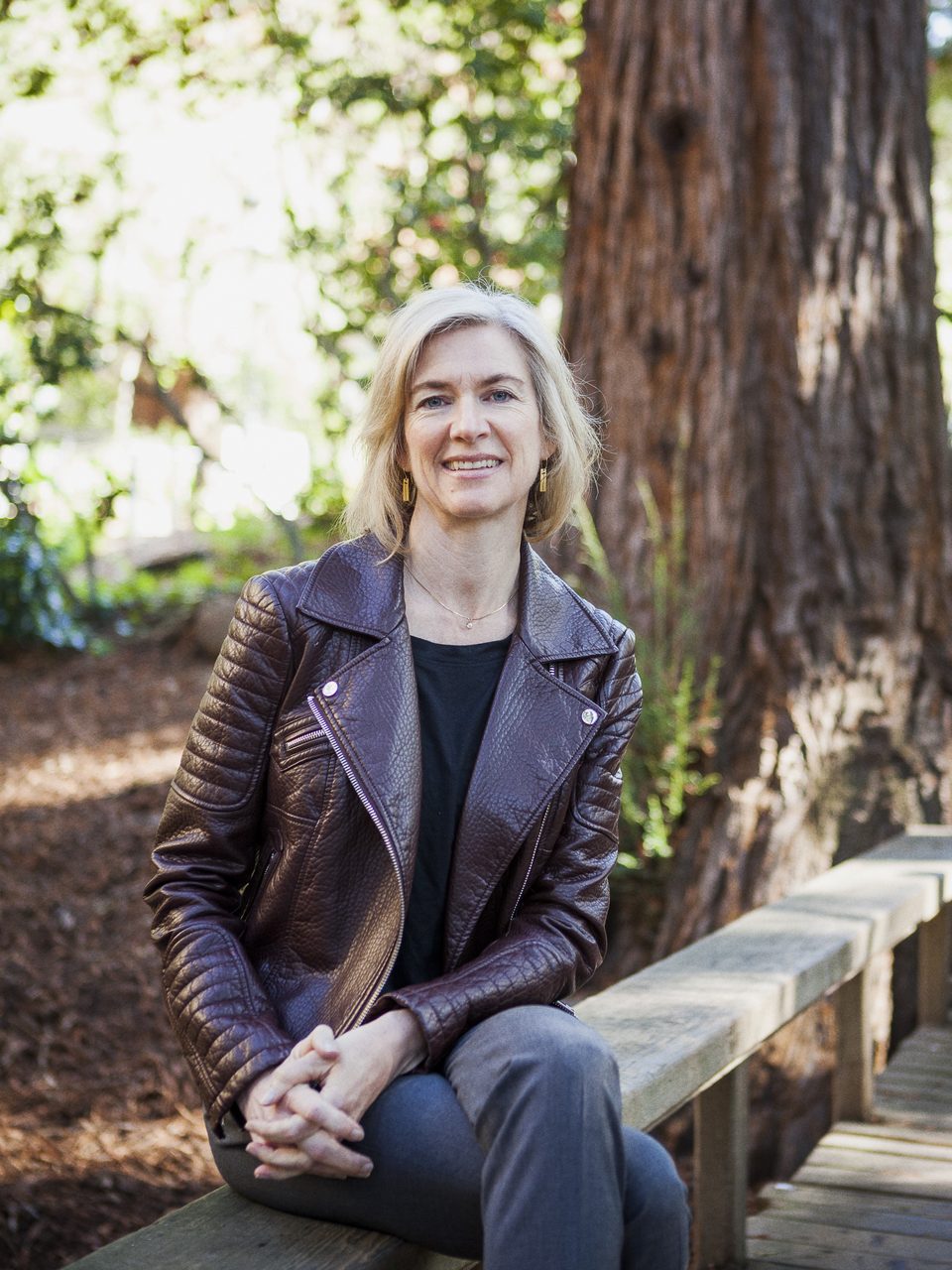 A portrait photograph of Jennifer Doudna